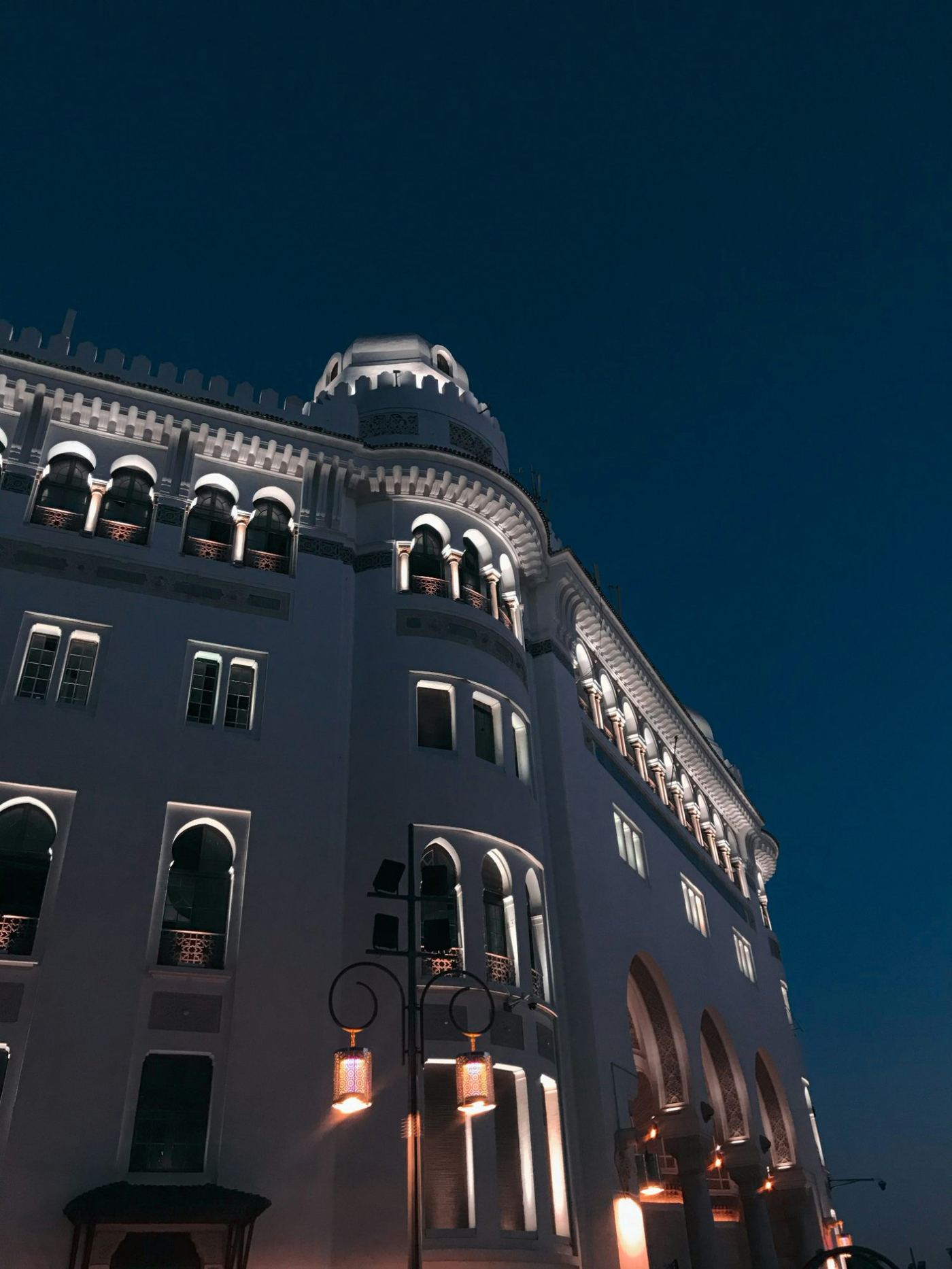 Alger la nuit — Algeria coaching professionals